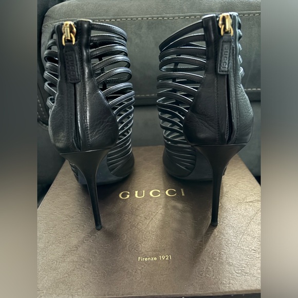 GUCCI leather Saddle Soft Lux Caged Peep Toe sandals size 38 1/2 - Picture 6 of 9